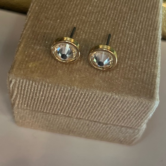 NEW! Large Clear Crystal Stud Earrings About 8mm Hypoallergenic Post Studs - Picture 3 of 12